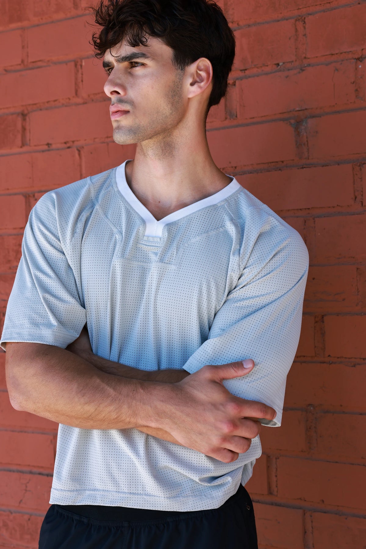 PODIO Bone Boxy Semi-Cropped Training Tee, collar and fabric detail
