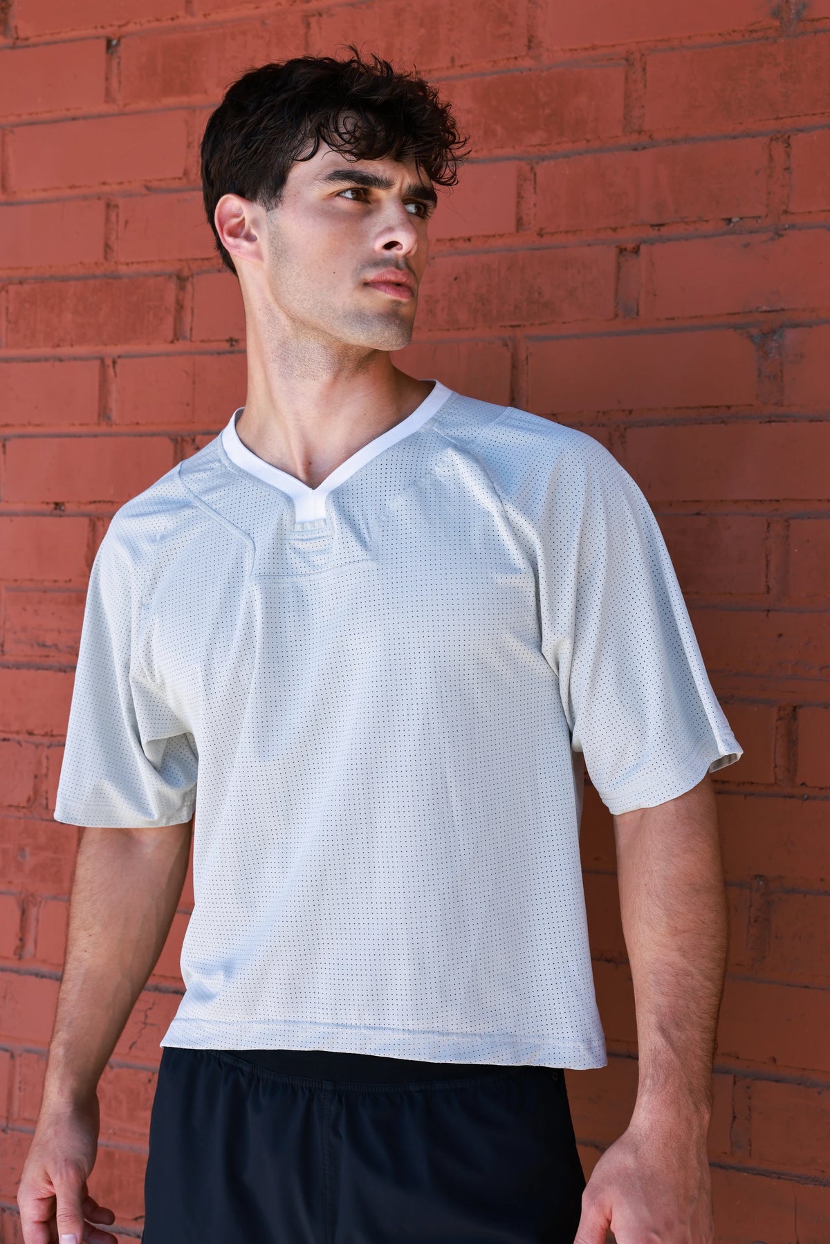 PODIO Bone Boxy Semi-Cropped Training Tee on model