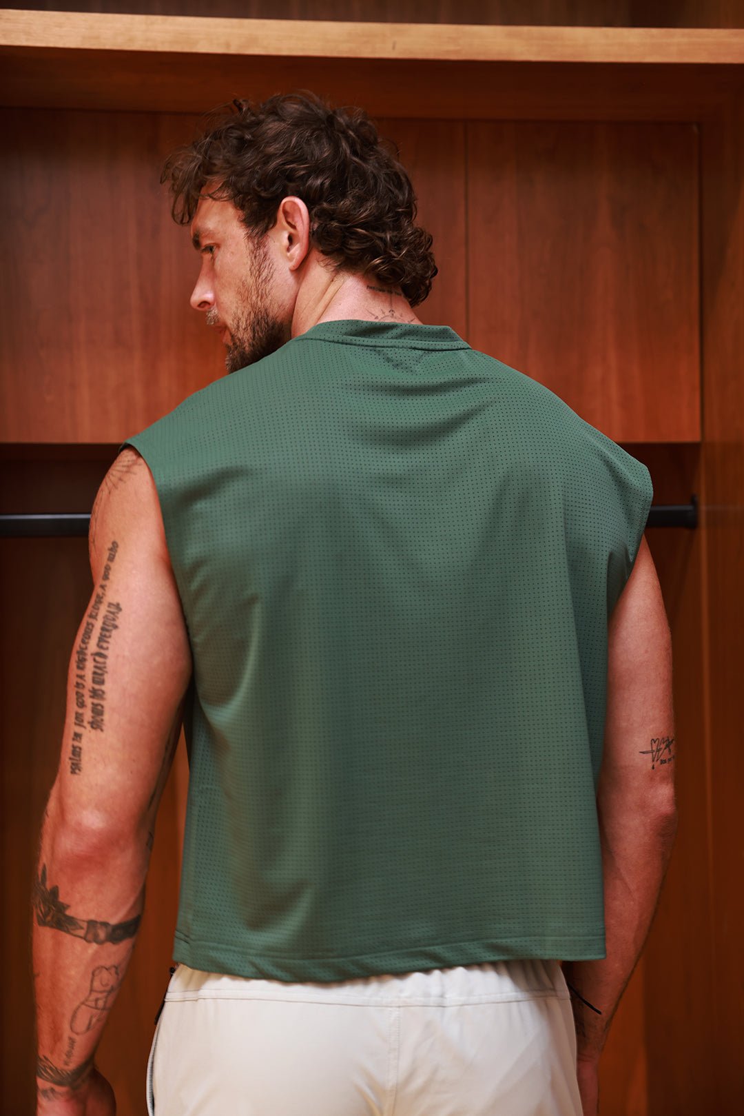 Moss Semi-Cropped Training Tank - PODIO